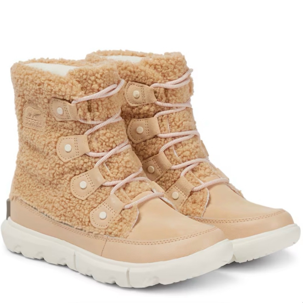 Sorel Beige Fleece Boots
